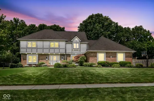13572 Dallas DR, Carmel, IN 46033