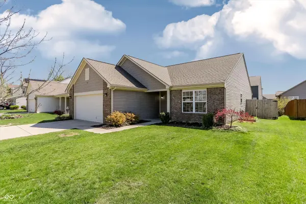 1245 Fiesta DR, Franklin, IN 46131