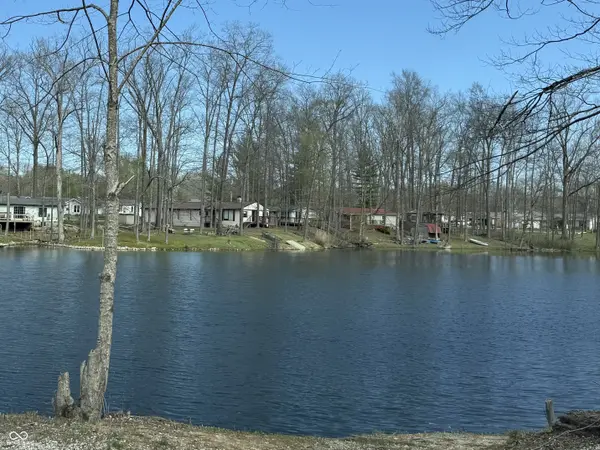 155 Lazy River RD, Cloverdale, IN 46120
