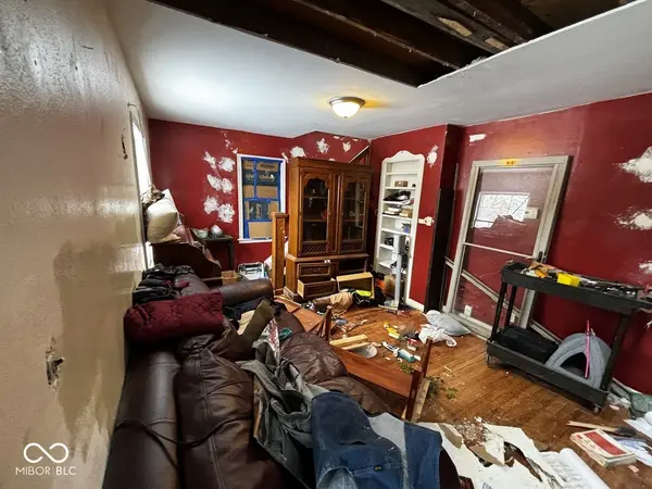 9015 Hibben AVE, Indianapolis, IN 46229