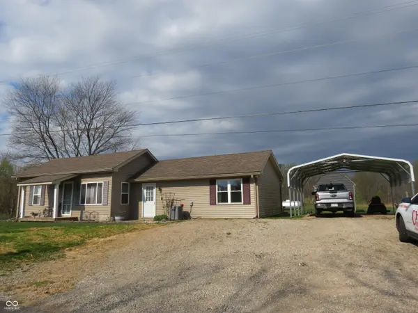 8272 S 250 W, Trafalgar, IN 46181