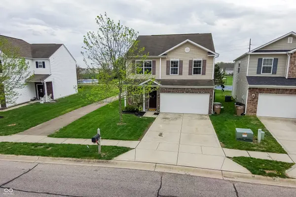 2263 Shadow Bend DR, Columbus, IN 47201