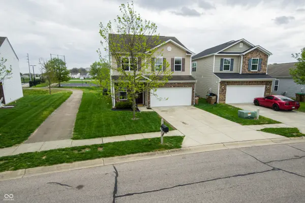 2263 Shadow Bend DR, Columbus, IN 47201