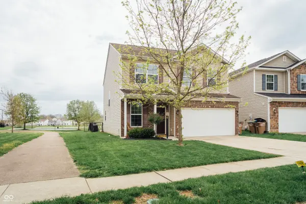 2263 Shadow Bend DR, Columbus, IN 47201