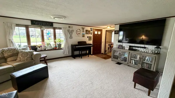 280 E Wilkison ST, Montezuma, IN 47862