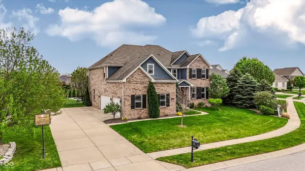 5103 Alyshia Pkwy, Bargersville, IN 46106