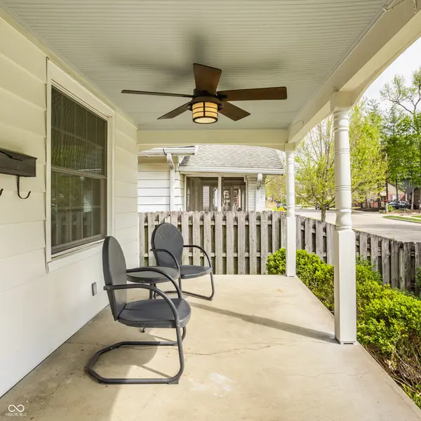 6180 Kingsley DR, Indianapolis, IN 46220