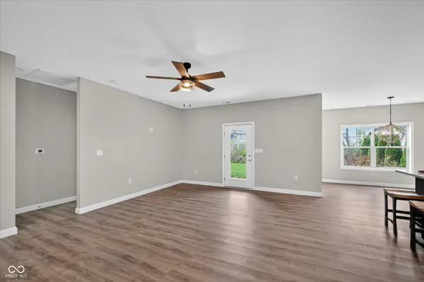 2121 Jennifer CT, Franklin, IN 46131