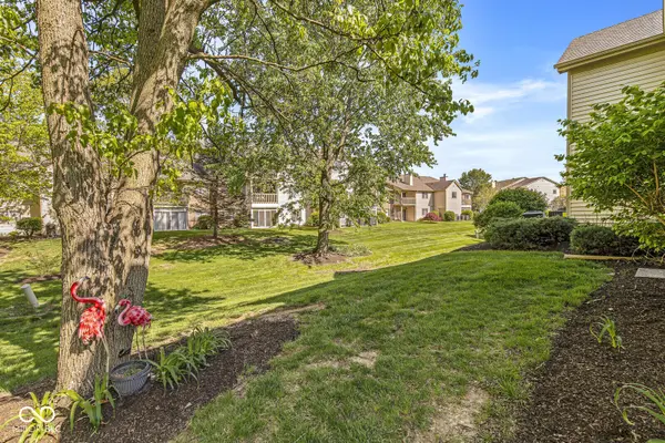 12559 Timber Creek DR #5, Carmel, IN 46032