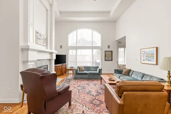 11618 Summit CIR, Zionsville, IN 46077