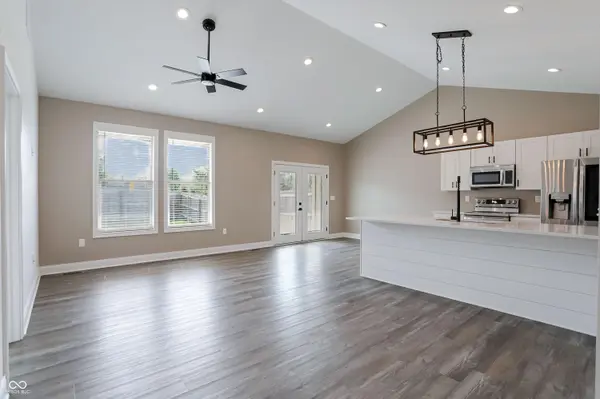 2144 Connie CT, Franklin, IN 46131