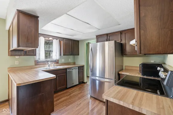 7131 W Green Springs RD, Indianapolis, IN 46214