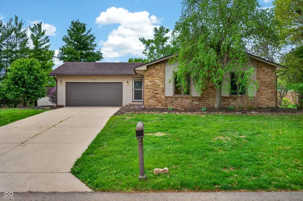 1165 Cottonwood DR, Columbus, IN 47203