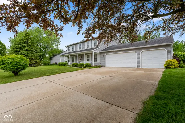 8304 Portside DR, Avon, IN 46123