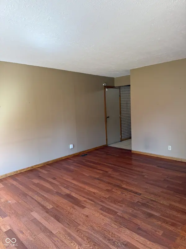 2403 Eastwood DR, Indianapolis, IN 46219
