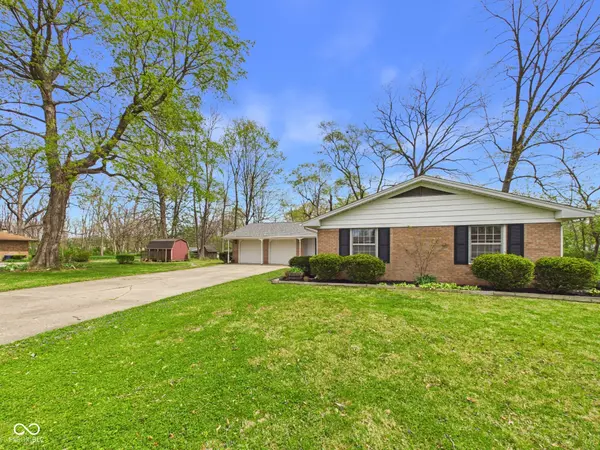 1316 Ranike DR, Anderson, IN 46012