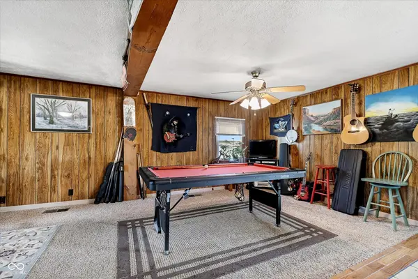 806 Oak ST, Tipton, IN 46072