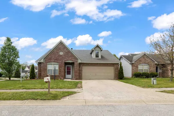 5628 Orchardgrass LN, Indianapolis, IN 46254