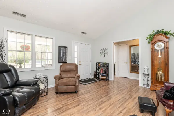 1116 Northfield LN, Anderson, IN 46011