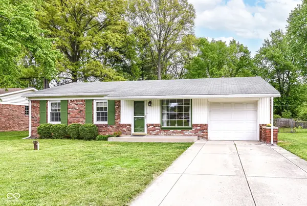 10911 College Place DR, Carmel, IN 46280