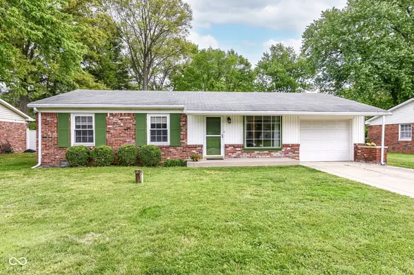 10911 College Place DR, Carmel, IN 46280