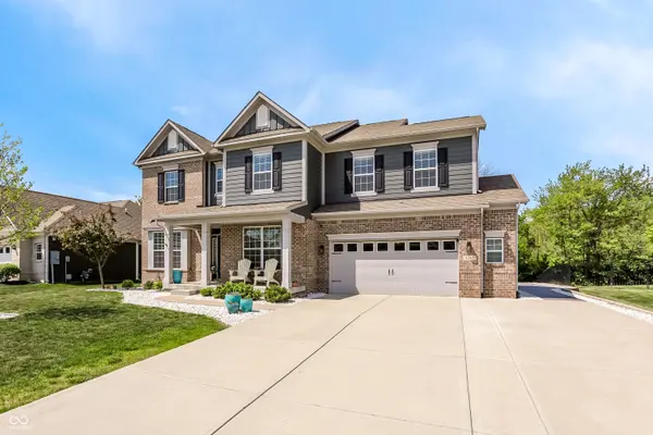 4362 Gallop CT, Bargersville, IN 46106