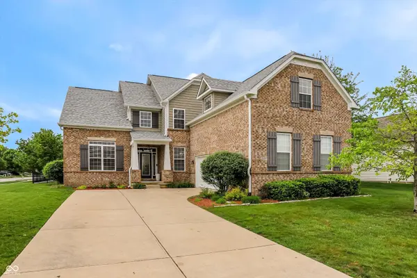 1197 Lucca DR, Greenwood, IN 46143