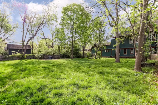 799 Woodruff Place Middle DR, Indianapolis, IN 46201
