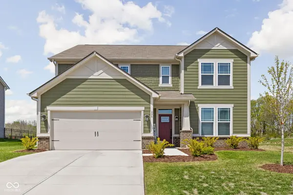 226 Ambassador DR, Pittsboro, IN 46167