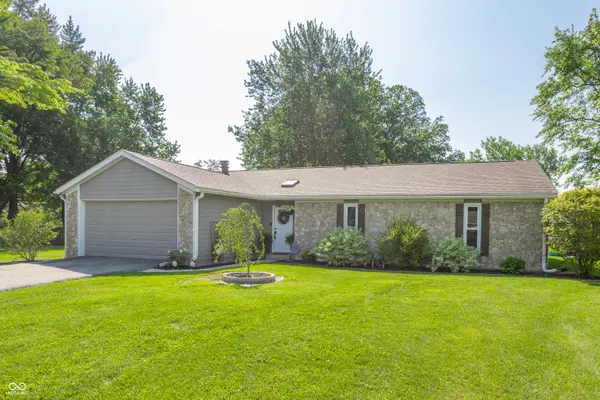 7833 White Dove CT, Indianapolis, IN 46256