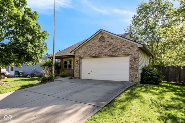 3955 Pebble Beach DR, Franklin, IN 46131