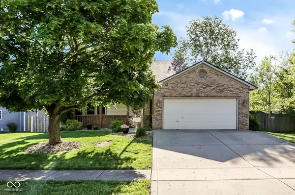 3955 Pebble Beach DR, Franklin, IN 46131