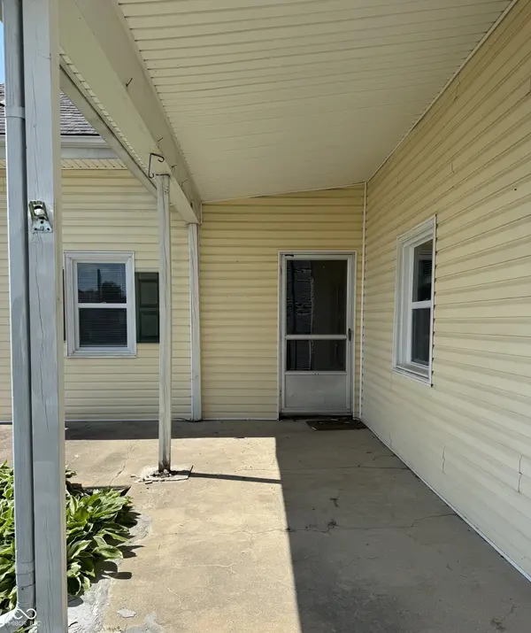 102 W Main ST, Milroy, IN 46156