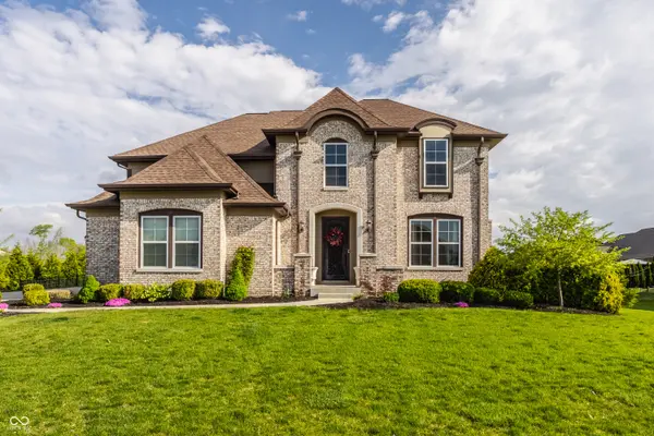 5778 Bentbrook DR, Bargersville, IN 46106