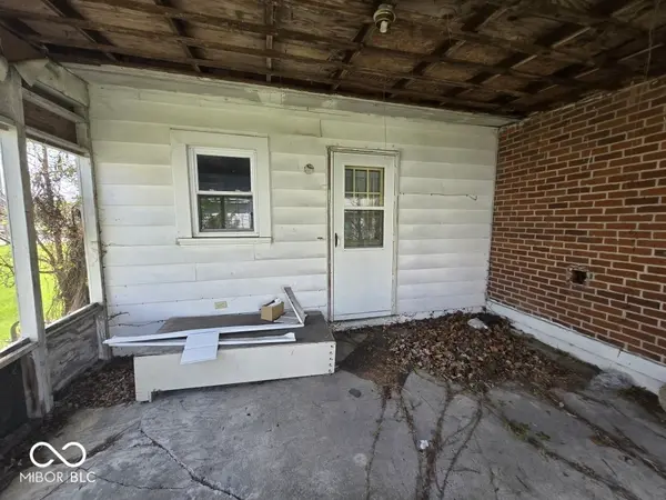 121 E North A ST, Gas City, IN 46933