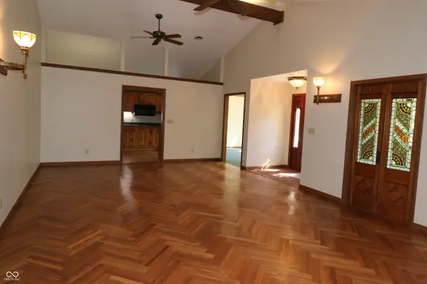 91 White Oak DR, Batesville, IN 47006