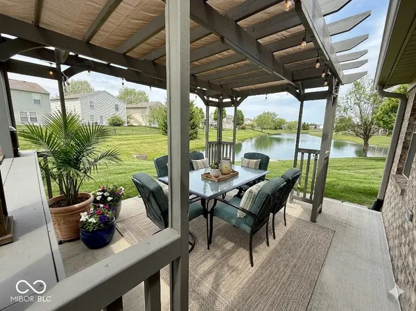 1806 Vidalia CT, Greenwood, IN 46143