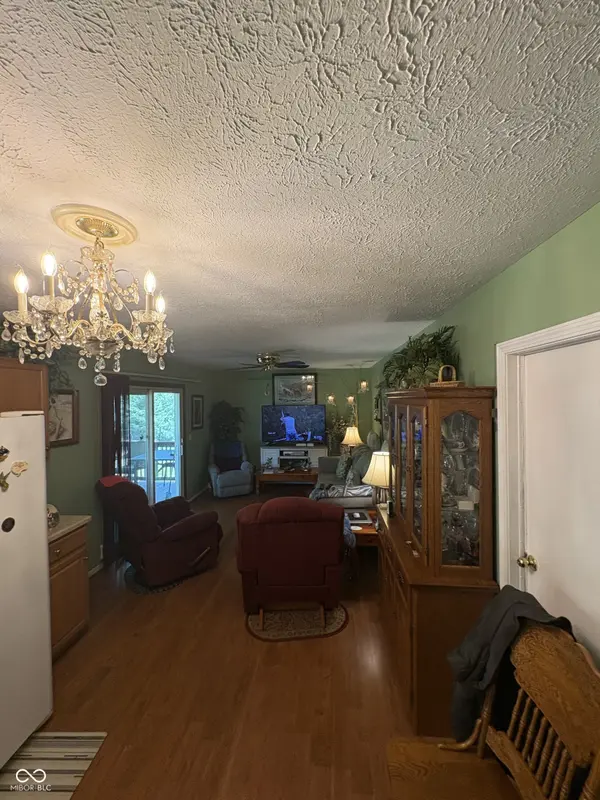 340 Briar Hill DR, Whiteland, IN 46184