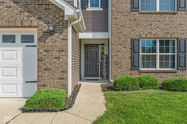 5644 Broadcaster LN, Plainfield, IN 46168