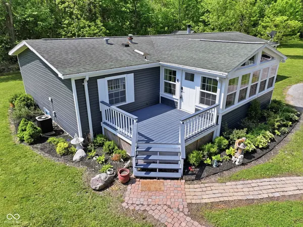 520 W 4th ST, Sheridan, IN 46069