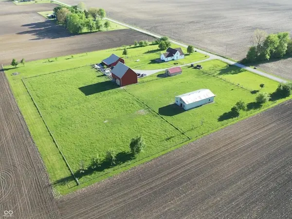 679 S 1050 W, Jamestown, IN 46147