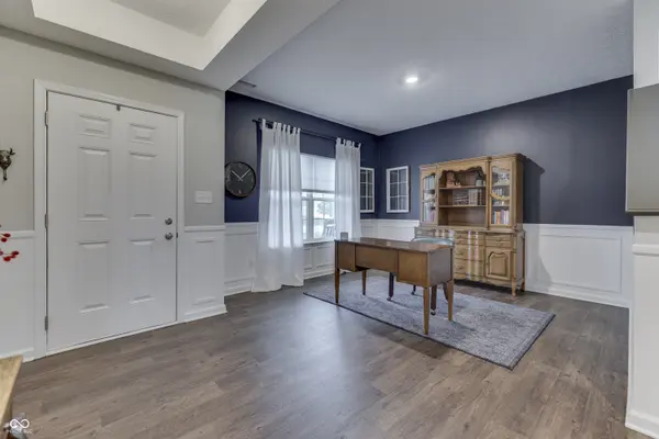 607 N Crystal DR, Fortville, IN 46040