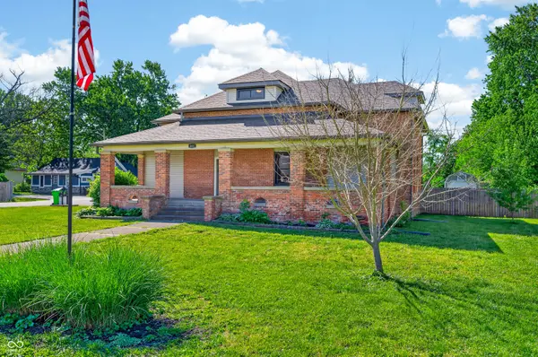 601 W Pearl ST, Trafalgar, IN 46181