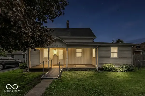 305 St Clair ST, Mooresville, IN 46158