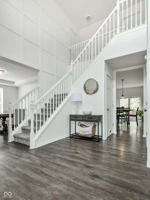 8145 Walden Glen CT, Indianapolis, IN 46278