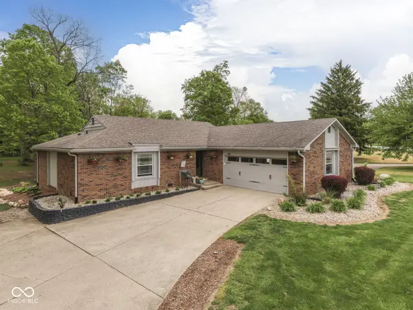 504 Oak Boulevard South DR, Greenfield, IN 46140