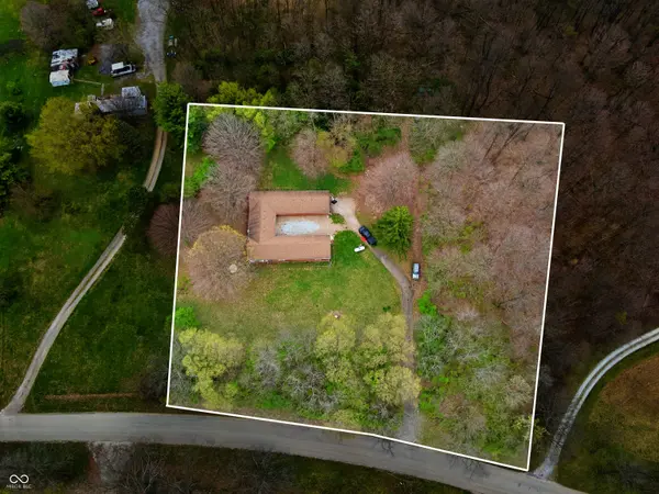 9070 N Prairie RD, Springport, IN 47386