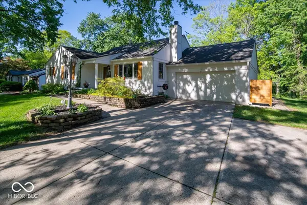 6230 N Oakland AVE, Indianapolis, IN 46220