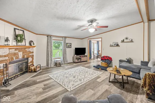 1540 E 900 N, Crawfordsville, IN 47933