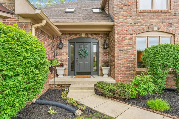 9119 Fawn Lake DR, Indianapolis, IN 46278